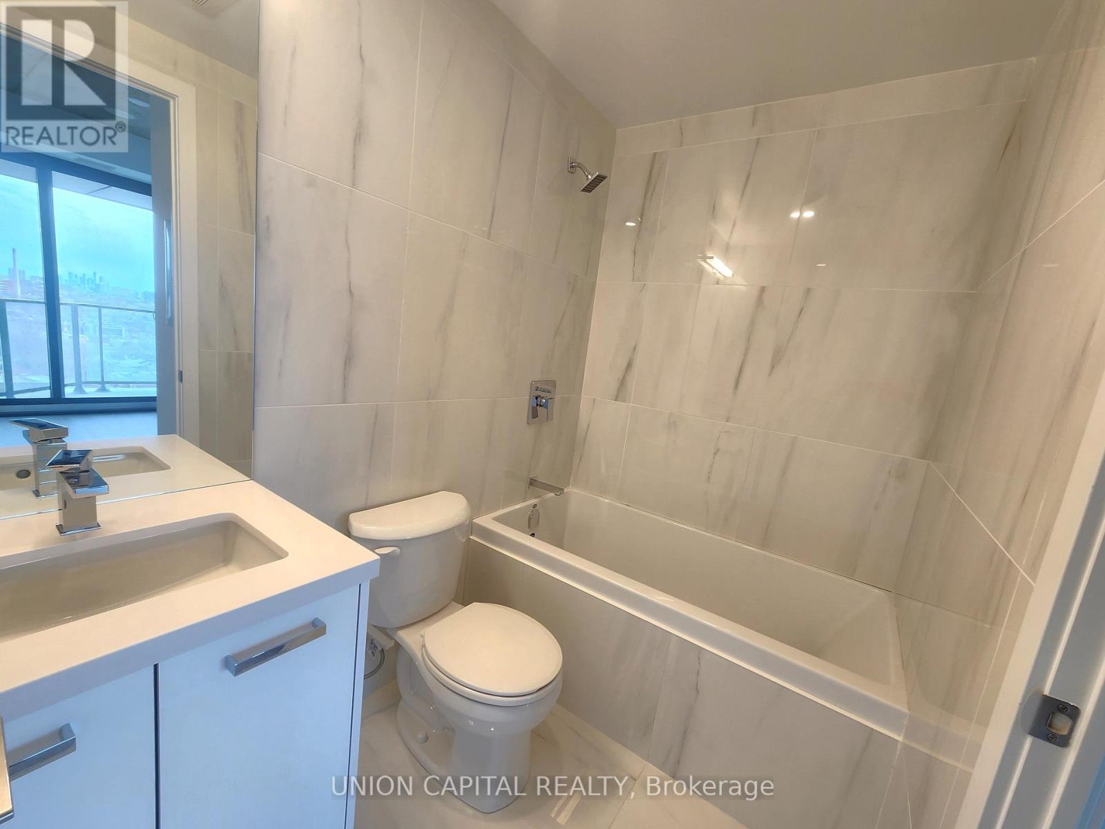 1601 - 195 Mccaul Street, Toronto, Ontario  M5T 1W6 - Photo 18 - C13198894