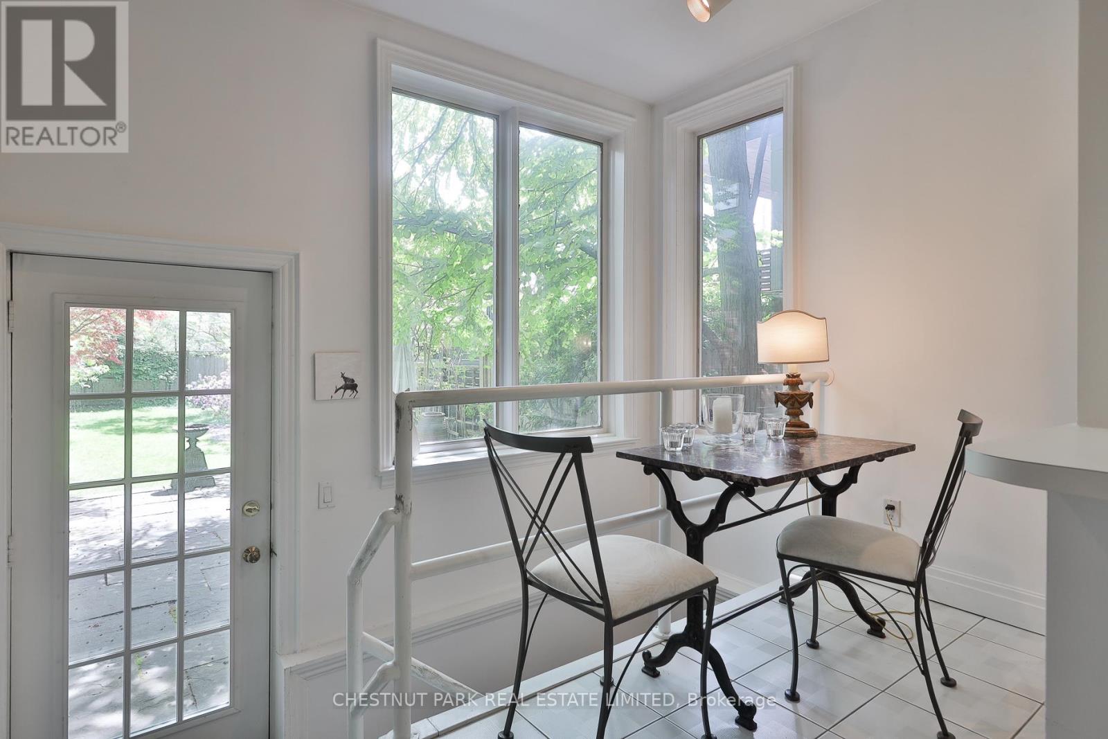 97 Farnham Avenue, Toronto, Ontario  M4V 1H6 - Photo 15 - C13199302
