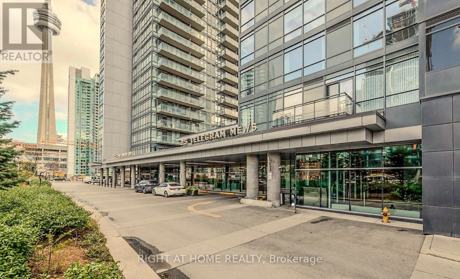 1005 - 25 TELEGRAM MEWS, Toronto, Ontario