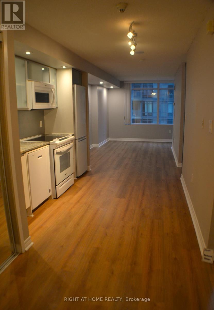 1005 - 25 Telegram Mews, Toronto, Ontario  M5V 3Z1 - Photo 5 - C13199624