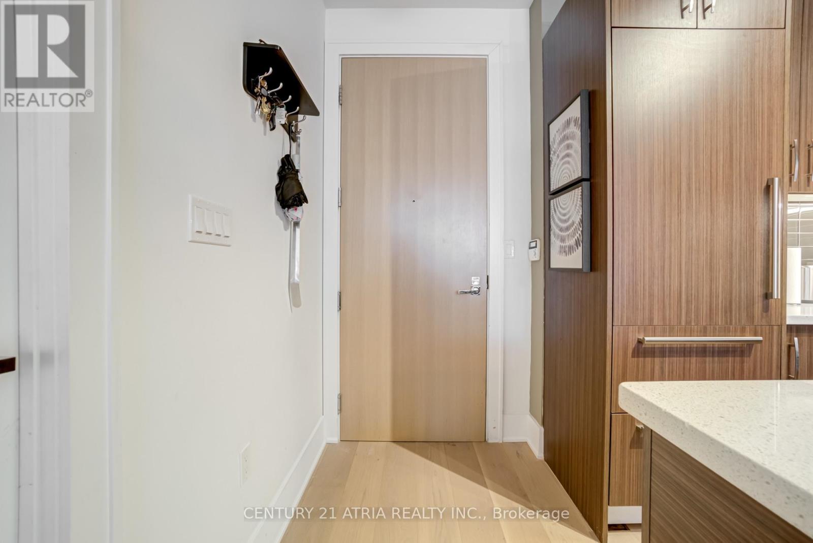 310 - 29 Queens Quay E, Toronto, Ontario  M5E 0A5 - Photo 3 - C13199766