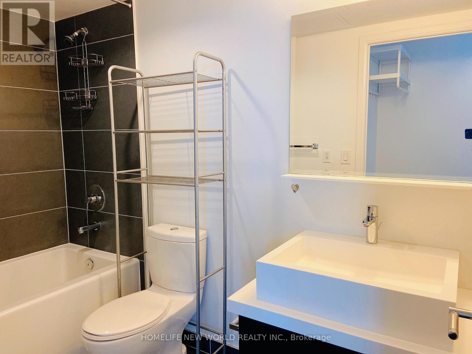 2311 - 1080 Bay Street, Toronto, Ontario  M5S 0A6 - Photo 9 - C13199910