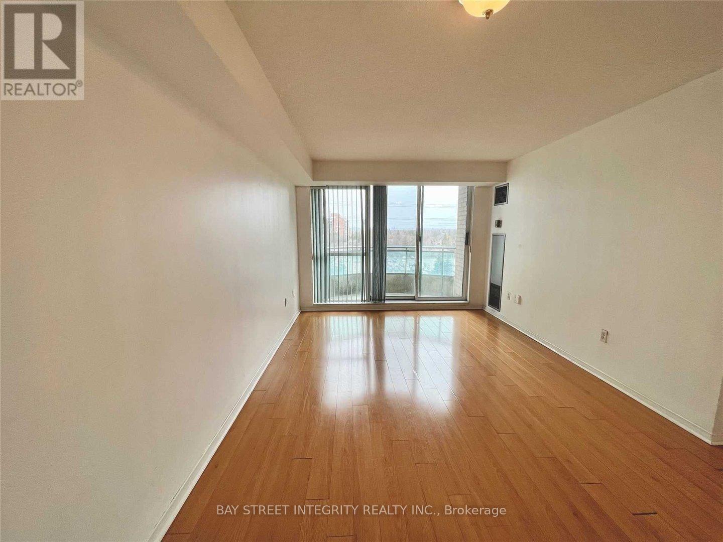 709 - 8 Pemberton Avenue, Toronto, Ontario  M2M 4K8 - Photo 8 - C13200032