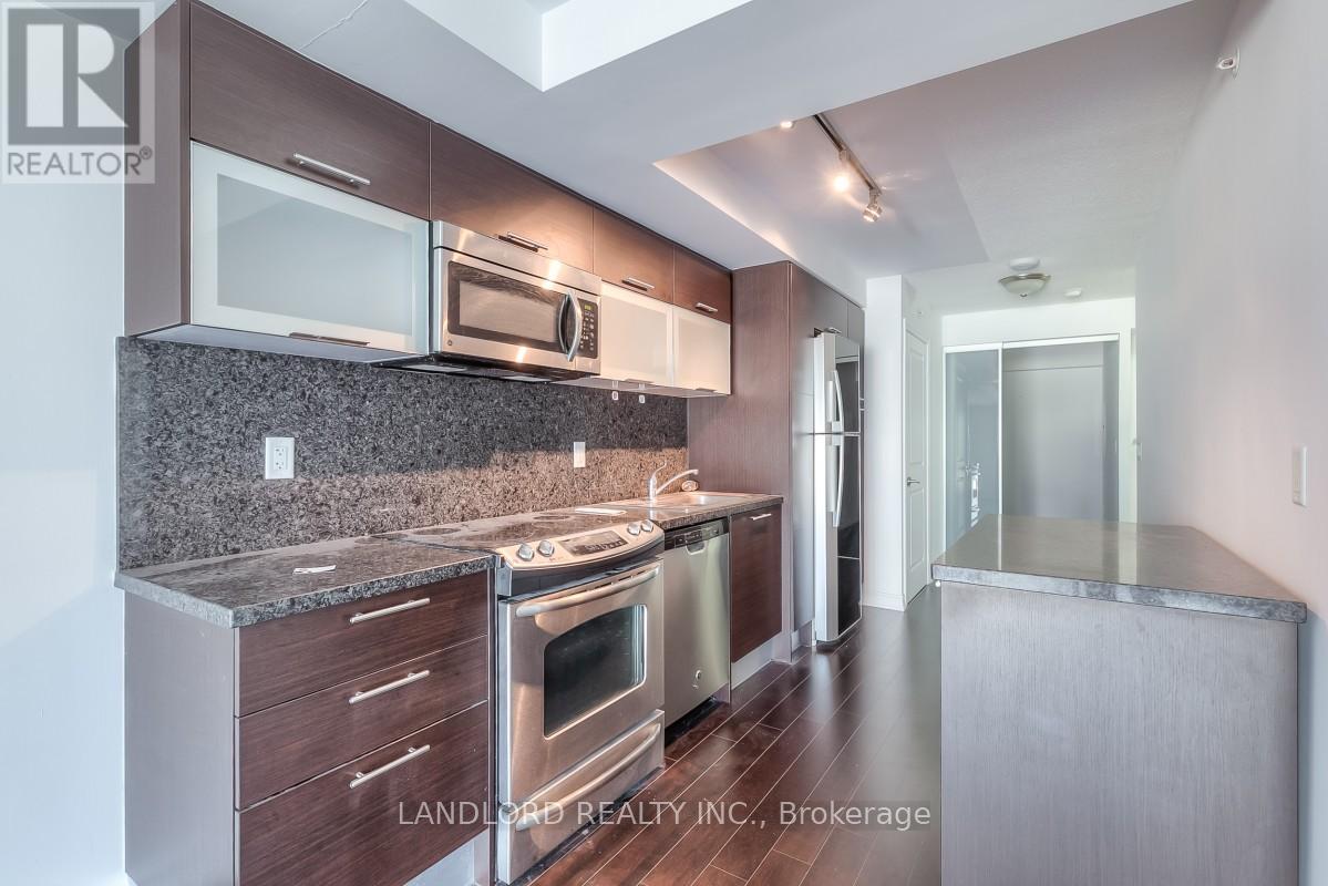 1816 - 386 YONGE STREET, Toronto, Ontario