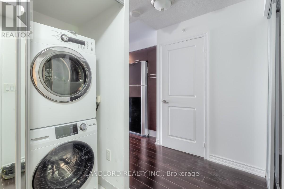 1816 - 386 Yonge Street, Toronto, Ontario  M5B 0A5 - Photo 15 - C13200076