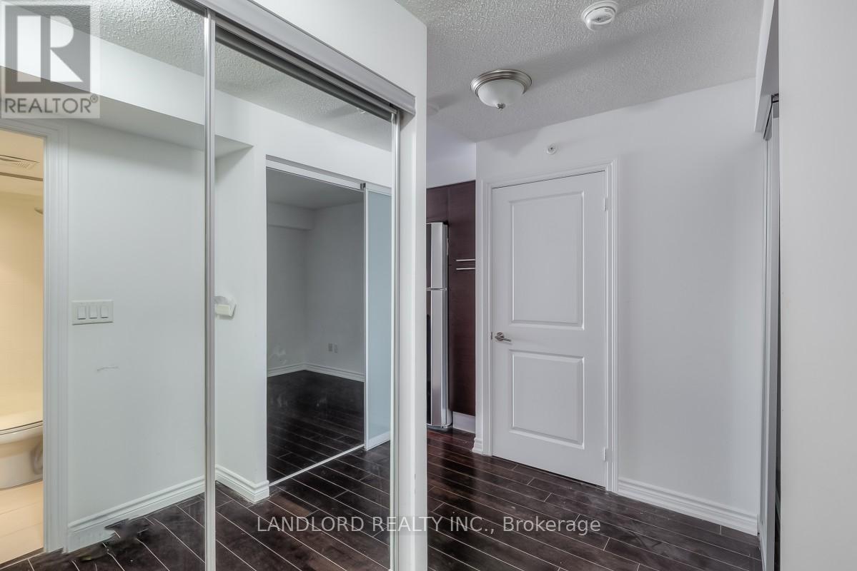 1816 - 386 Yonge Street, Toronto, Ontario  M5B 0A5 - Photo 17 - C13200076