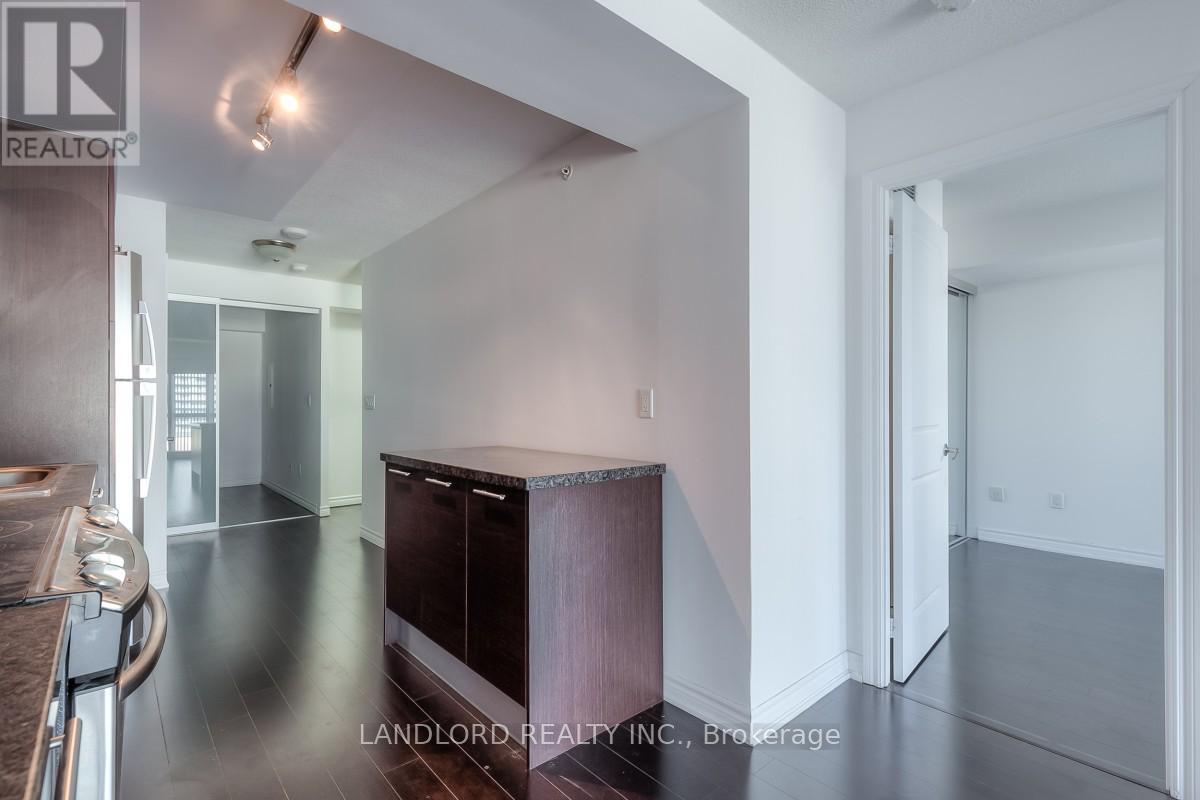 1816 - 386 Yonge Street, Toronto, Ontario  M5B 0A5 - Photo 5 - C13200076