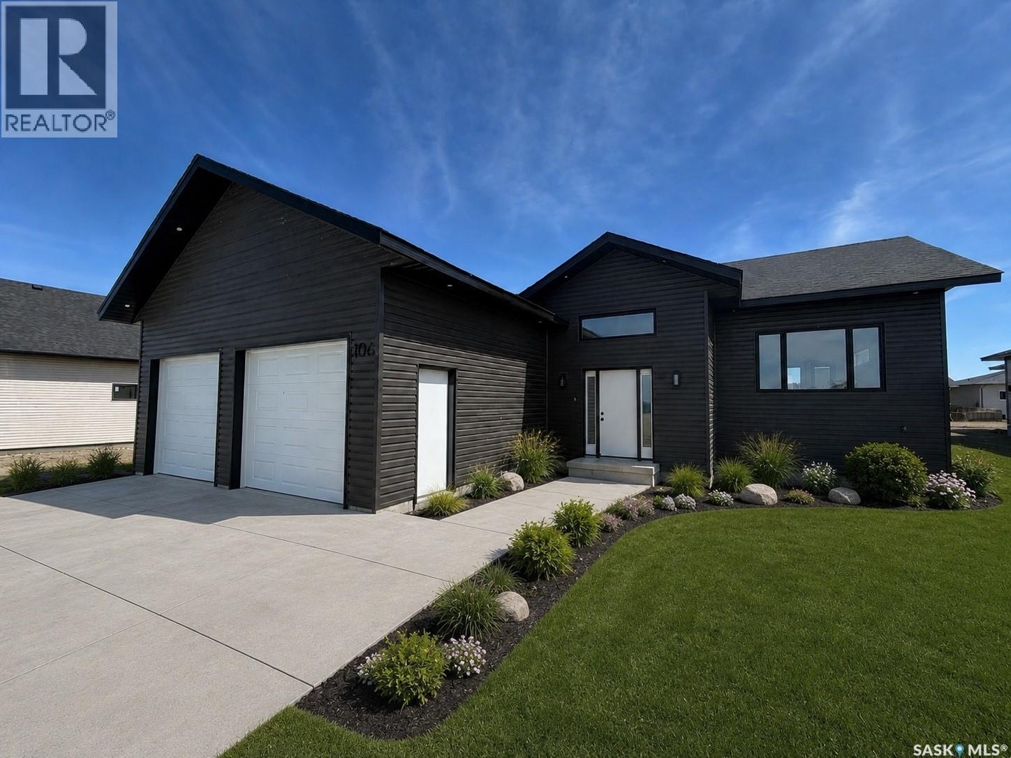 106 Lakewood Drive, Humboldt, Saskatchewan  S0K 2A0 - Photo 2 - SK037321