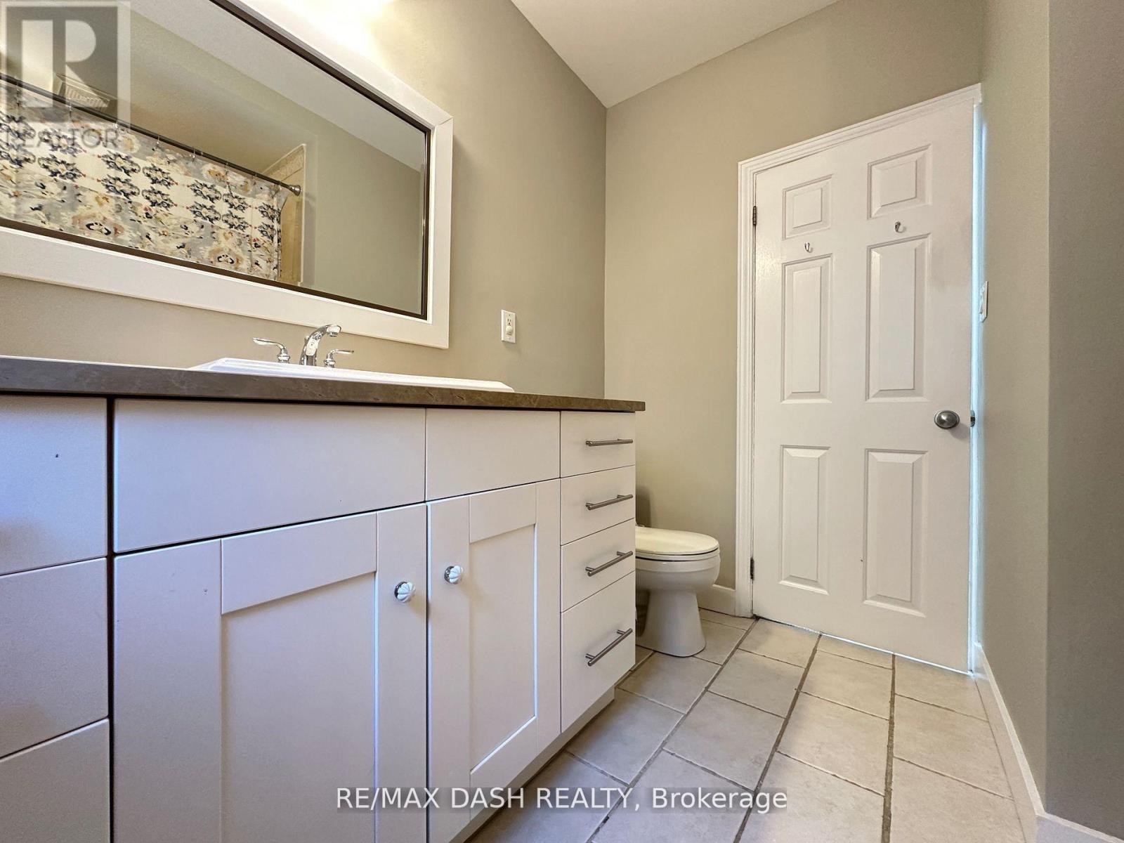 24 Berkshire Avenue, Toronto, Ontario  M4M 2Z6 - Photo 36 - E13199726