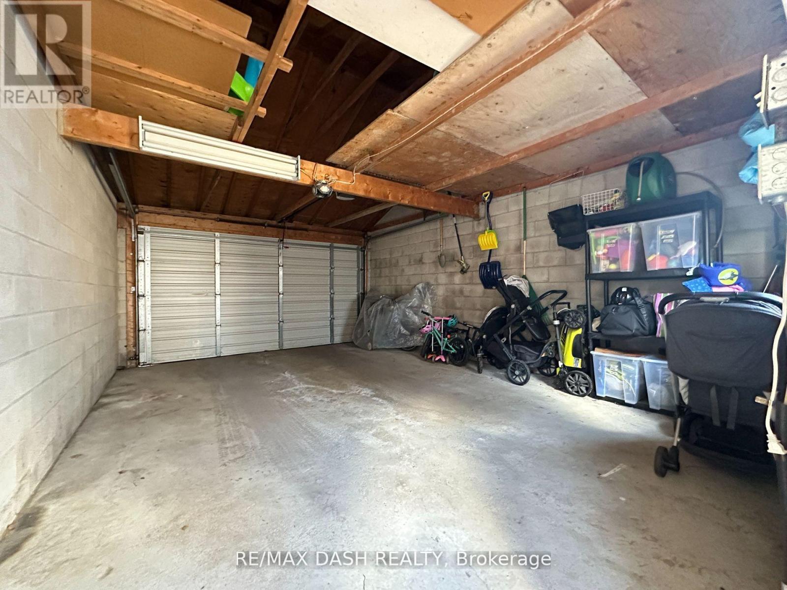 24 Berkshire Avenue, Toronto, Ontario  M4M 2Z6 - Photo 48 - E13199726