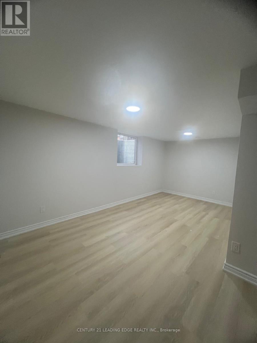 Lower - 1398 Tampa Crescent, Oshawa, Ontario  L1G 6V2 - Photo 7 - E13199816