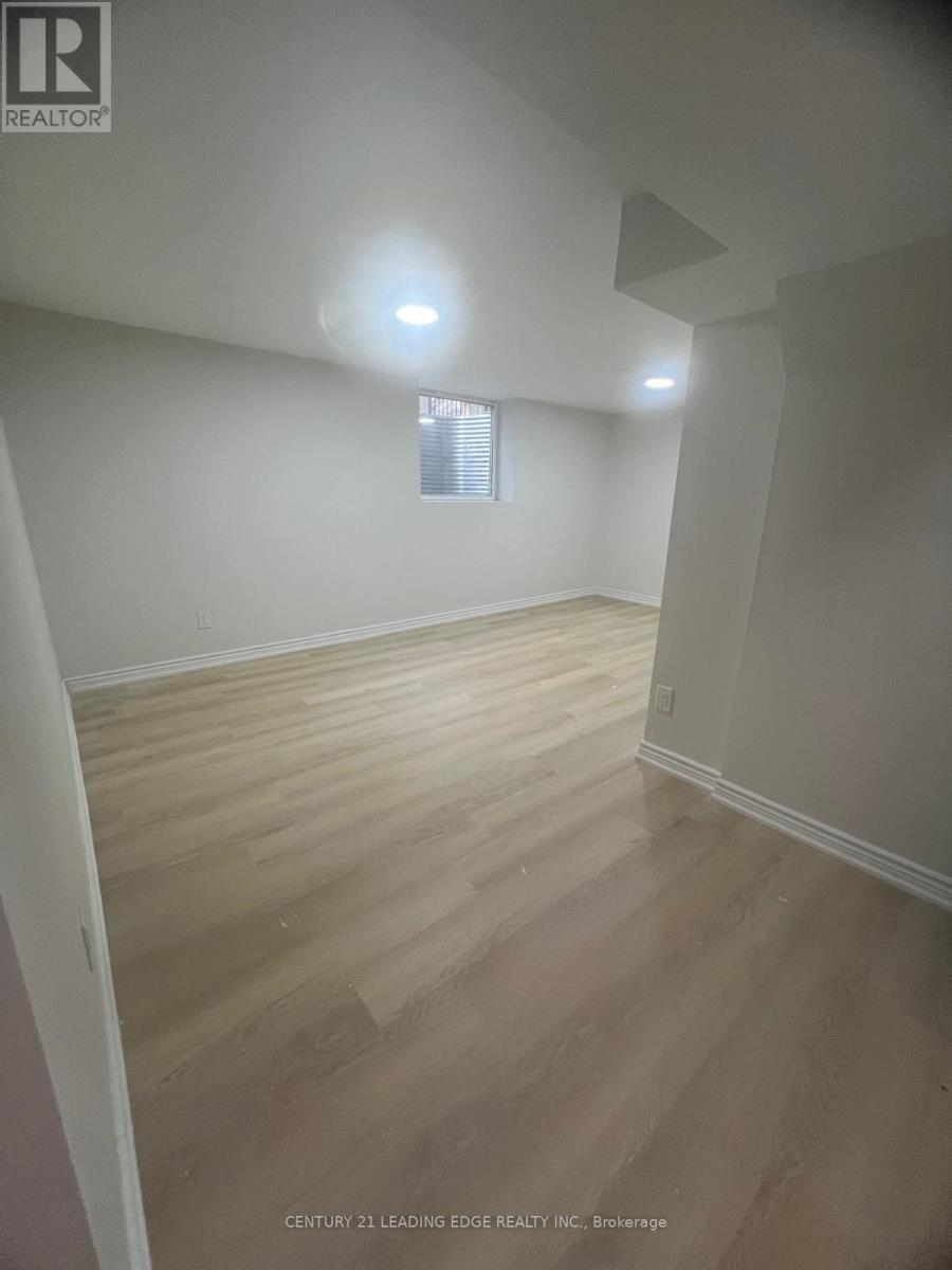 Lower - 1398 Tampa Crescent, Oshawa, Ontario  L1G 6V2 - Photo 9 - E13199816