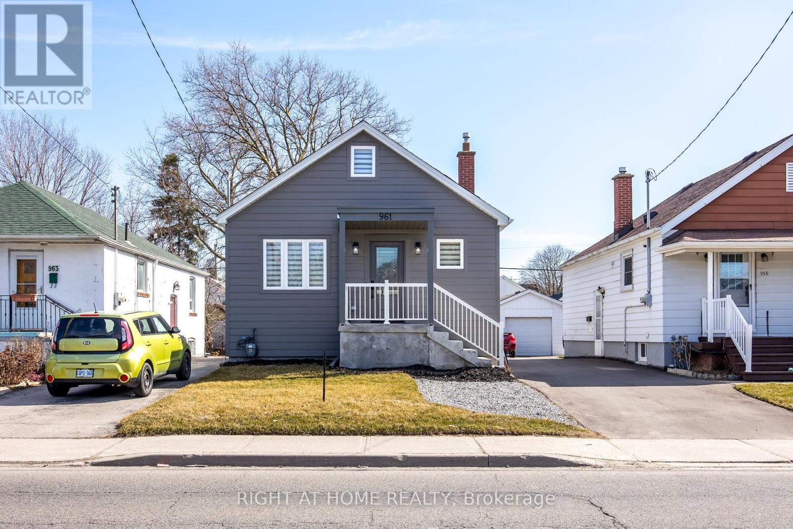 961 Victoria Park Avenue, Toronto, Ontario  M4B 2J4 - Photo 42 - E13199880