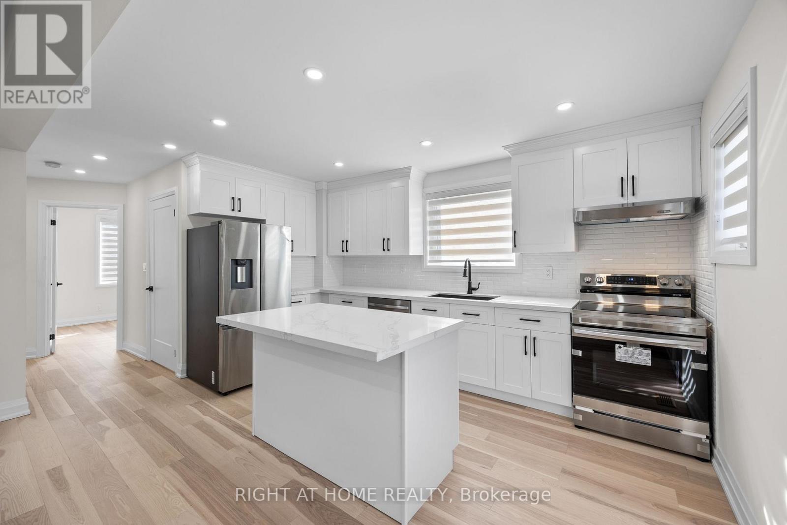 961 Victoria Park Avenue, Toronto, Ontario  M4B 2J4 - Photo 9 - E13199880