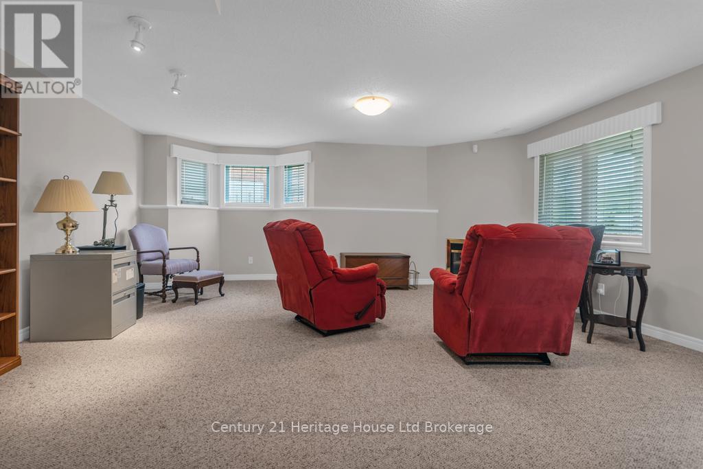 137 Ferguson Drive, Woodstock, Ontario  N4V 1H4 - Photo 25 - X13188392