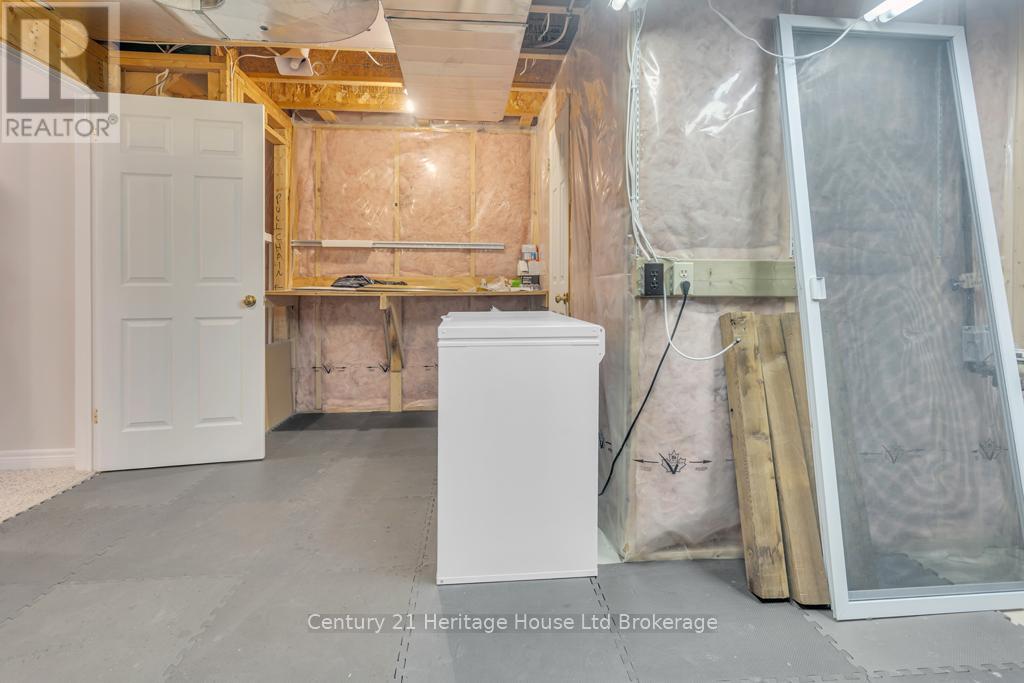 137 Ferguson Drive, Woodstock, Ontario  N4V 1H4 - Photo 30 - X13188392