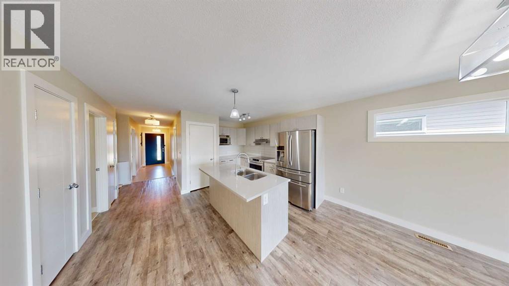 12605 102a Street, Grande Prairie, Alberta  T8V 6S2 - Photo 6 - A2314534