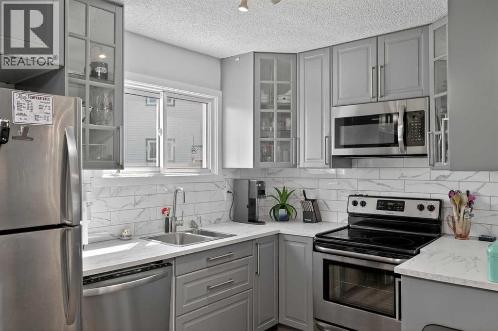 47, 131 Templehill Drive NE, Calgary, Alberta  T1Y 4T1 - Photo 1 - A2311771
