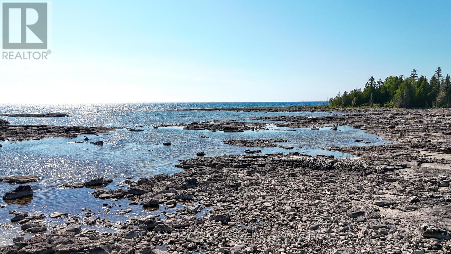 159 Zorra Drive, Northern Bruce Peninsula, Ontario  N0H 2R0 - Photo 2 - X12732682