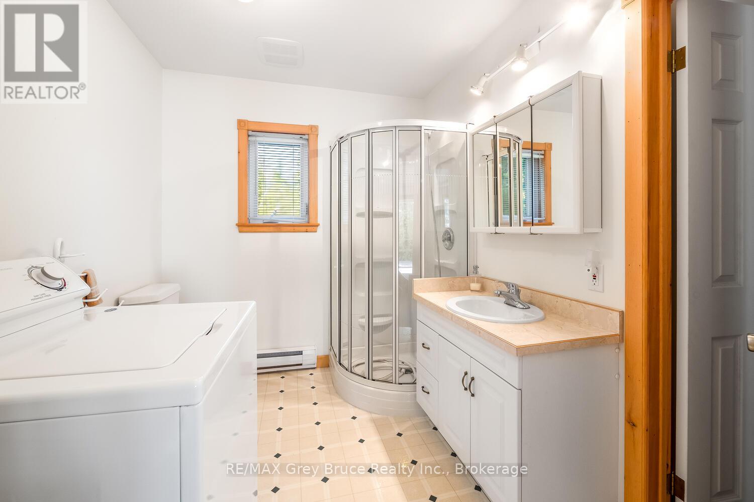 159 Zorra Drive, Northern Bruce Peninsula, Ontario  N0H 2R0 - Photo 19 - X12732682
