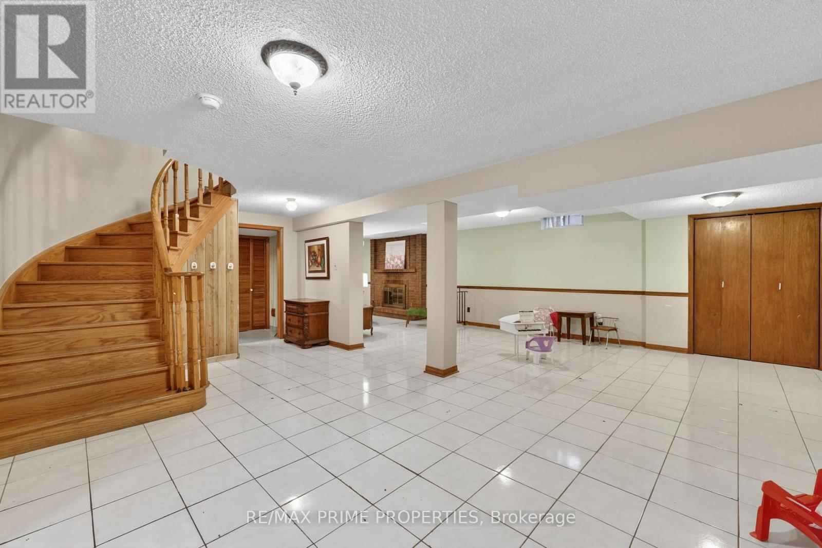 15 Jimston Drive, Markham, Ontario  L3R 6S4 - Photo 25 - N13199902