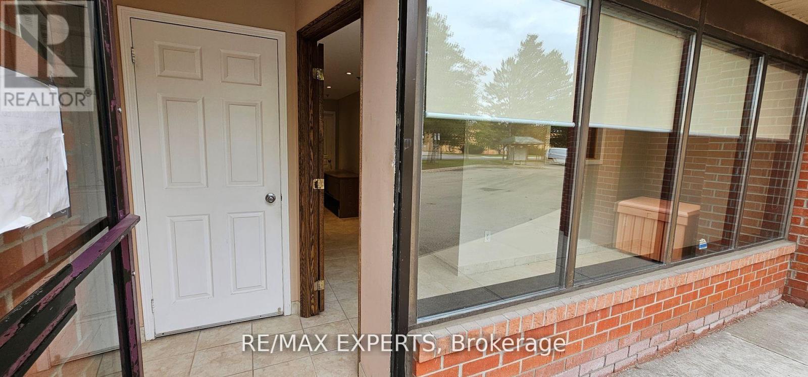 13 Main Fl Front - 250 Regina Road, Vaughan, Ontario  L4L 8N2 - Photo 2 - N13200196