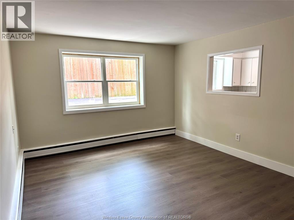 2035 University Avenue West Unit# 102, Windsor, Ontario N9B 1E1 - Photo 5 - 26012370