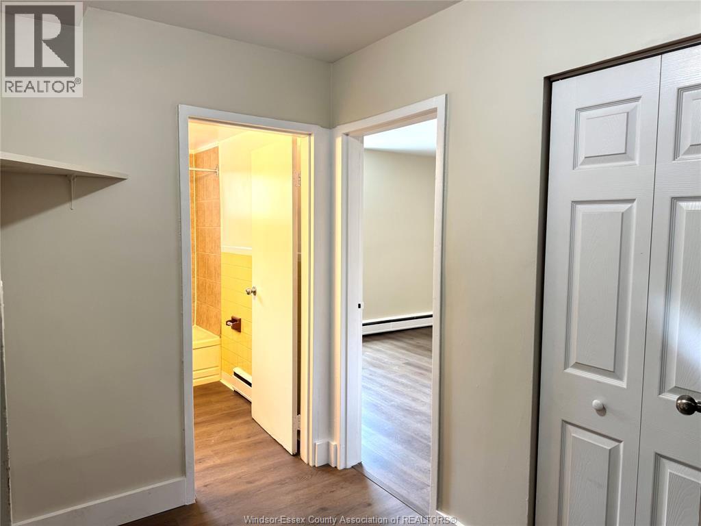 2035 University Avenue West Unit# 102, Windsor, Ontario N9B 1E1 - Photo 9 - 26012370