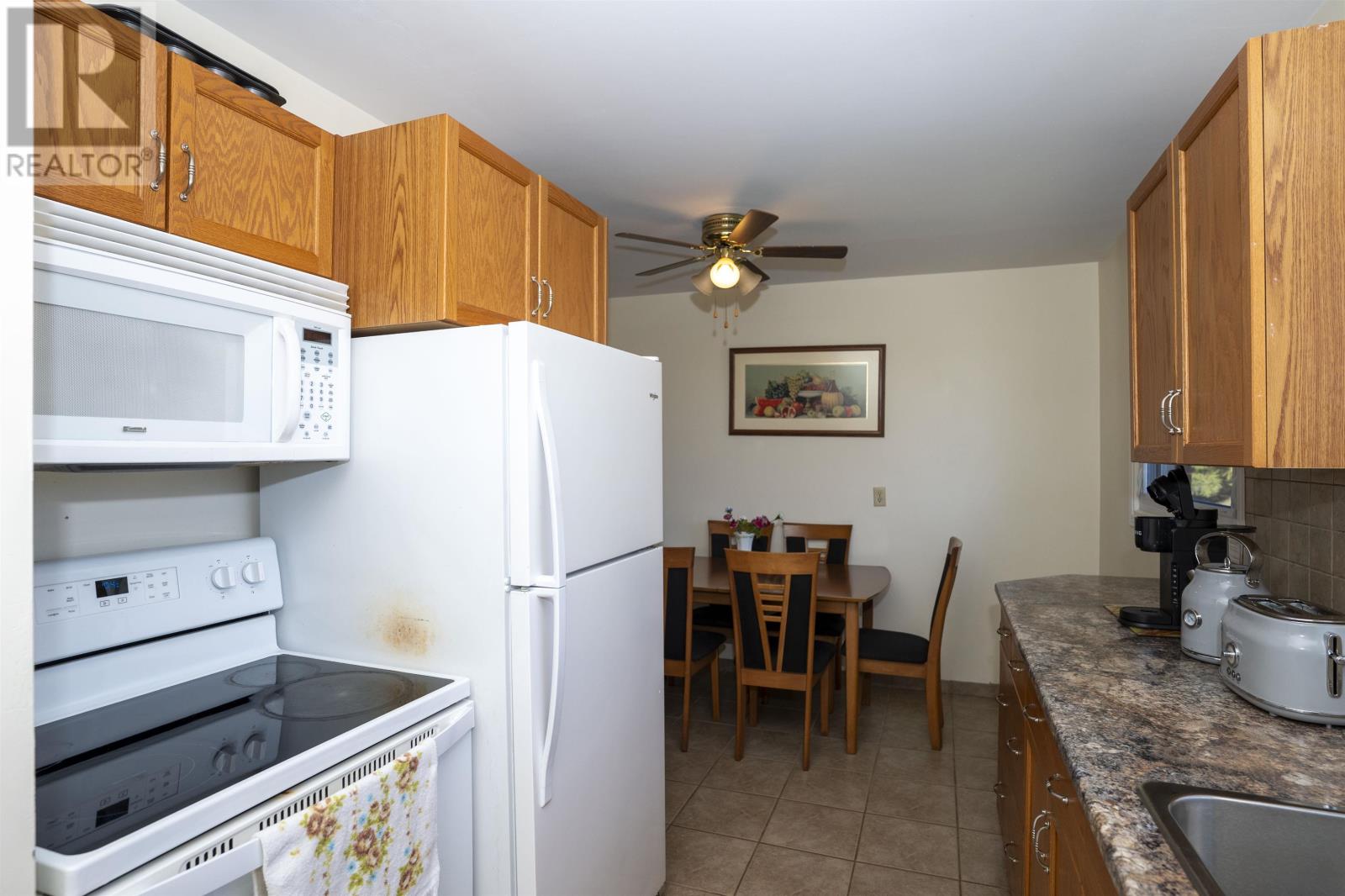 232 Kensington Dr, Thunder Bay, Ontario  P7C 2A8 - Photo 13 - TB2601228