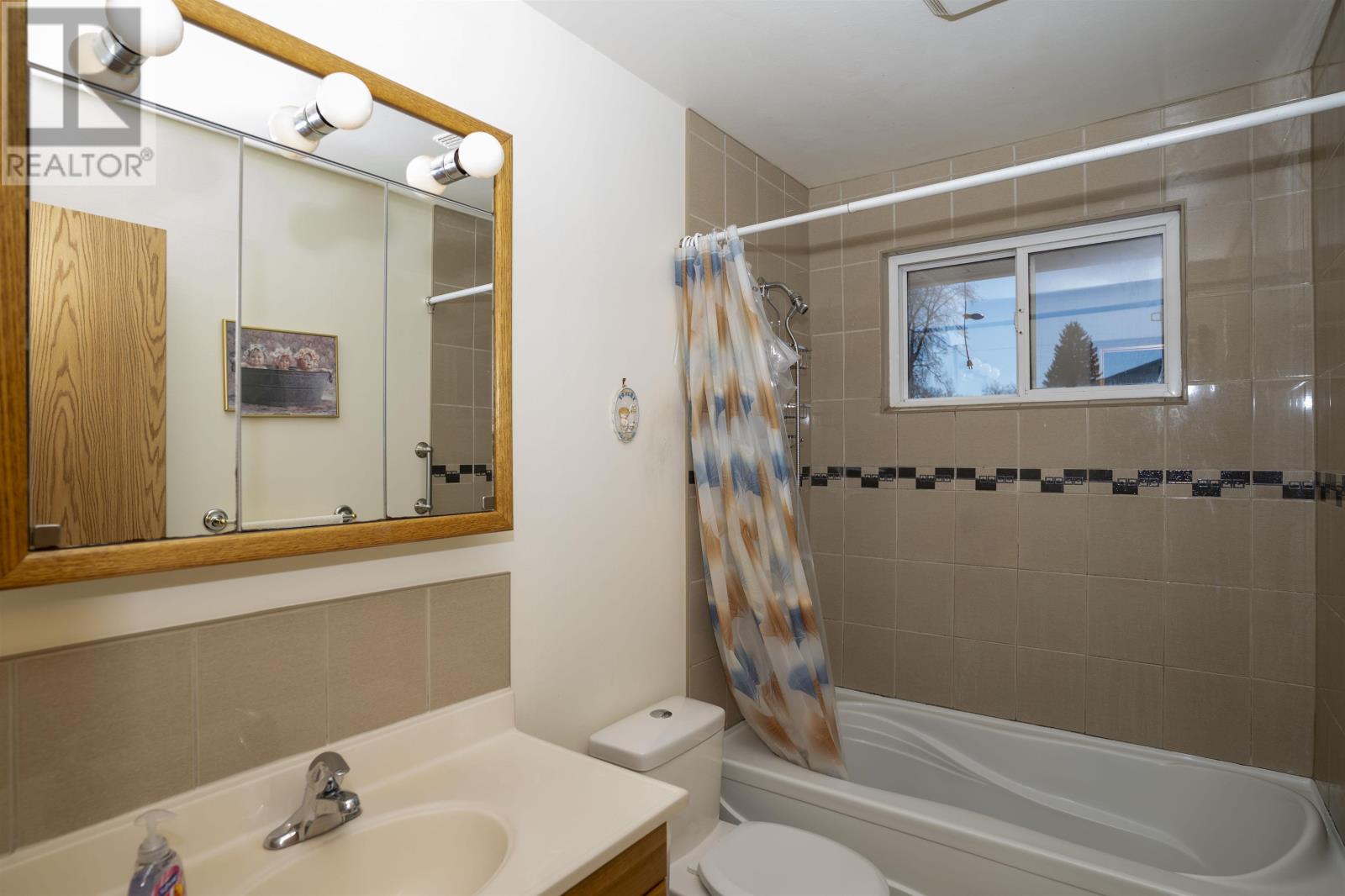 232 Kensington Dr, Thunder Bay, Ontario  P7C 2A8 - Photo 22 - TB2601228