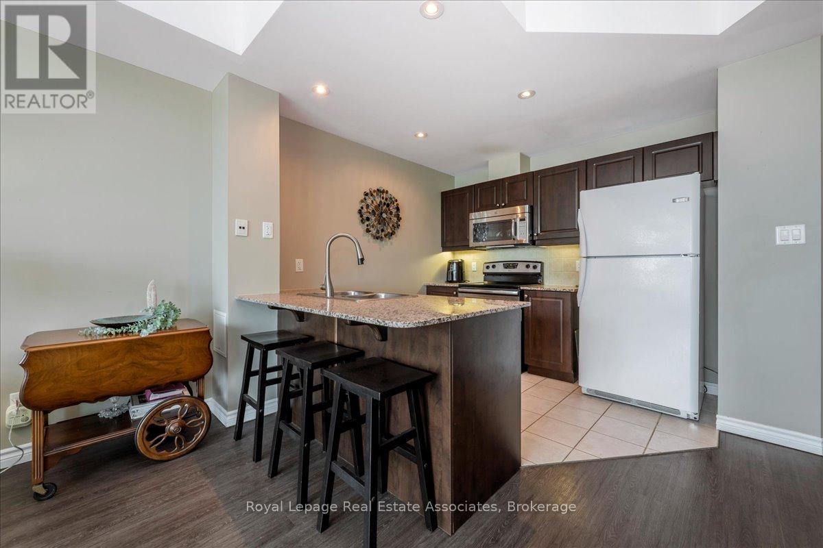 811 - 37 Ellen Street, Barrie, Ontario  L4N 6G2 - Photo 6 - S13199200