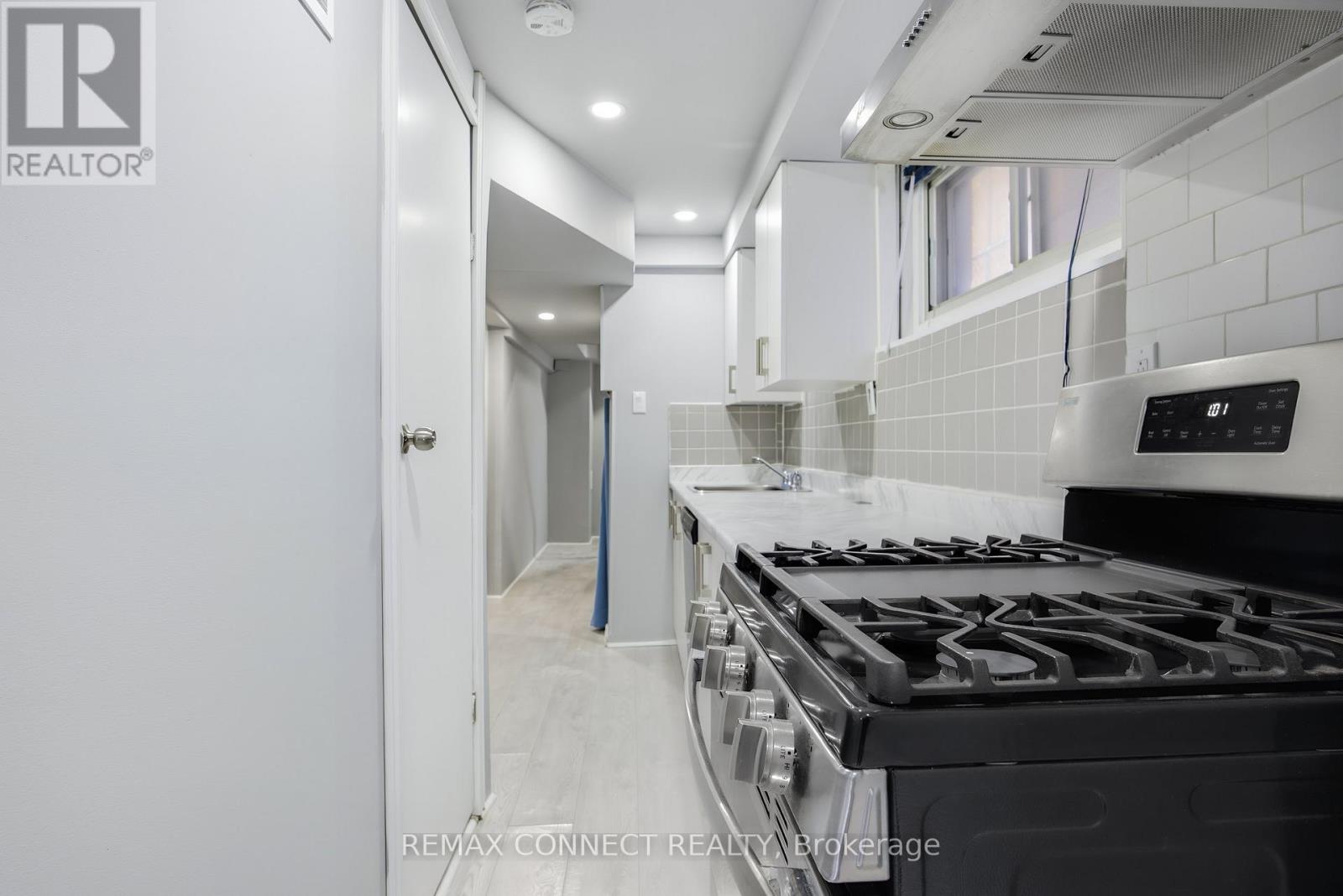 Lower - 50 Palmerston Avenue, Toronto, Ontario  M6J 2J1 - Photo 11 - C13007858