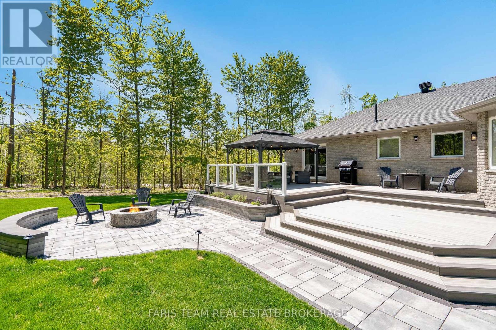 1 Pineview Drive, Oro-Medonte, Ontario  L0L 2L0 - Photo 40 - S12920064