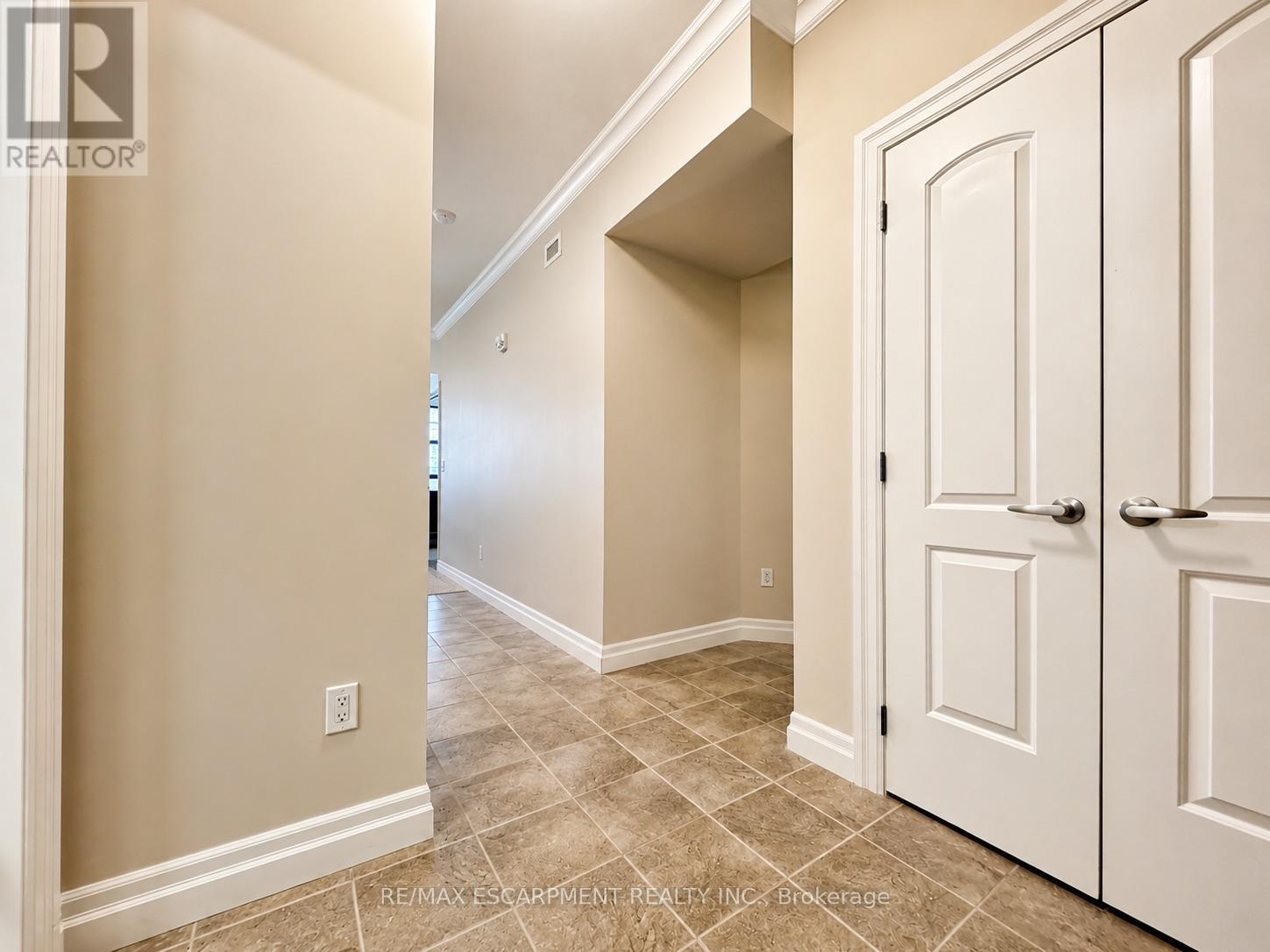 309 - 3290 New Street, Burlington, Ontario  L7N 1M8 - Photo 9 - W12680494