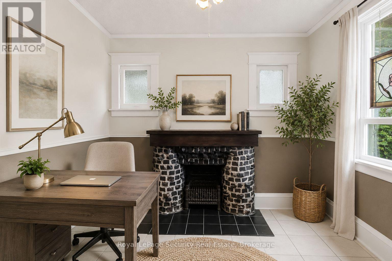 27 Holley Avenue, Toronto, Ontario  M9N 2C4 - Photo 5 - W13142928