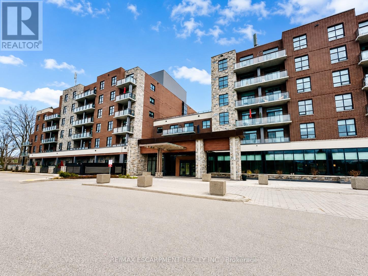 309 - 3290 New Street, Burlington, Ontario  L7N 1M8 - Photo 4 - W12680494