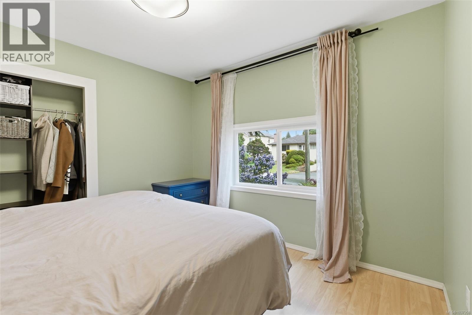 3130 Kingsley St, Saanich, British Columbia  V8P 4J4 - Photo 8 - 1037358