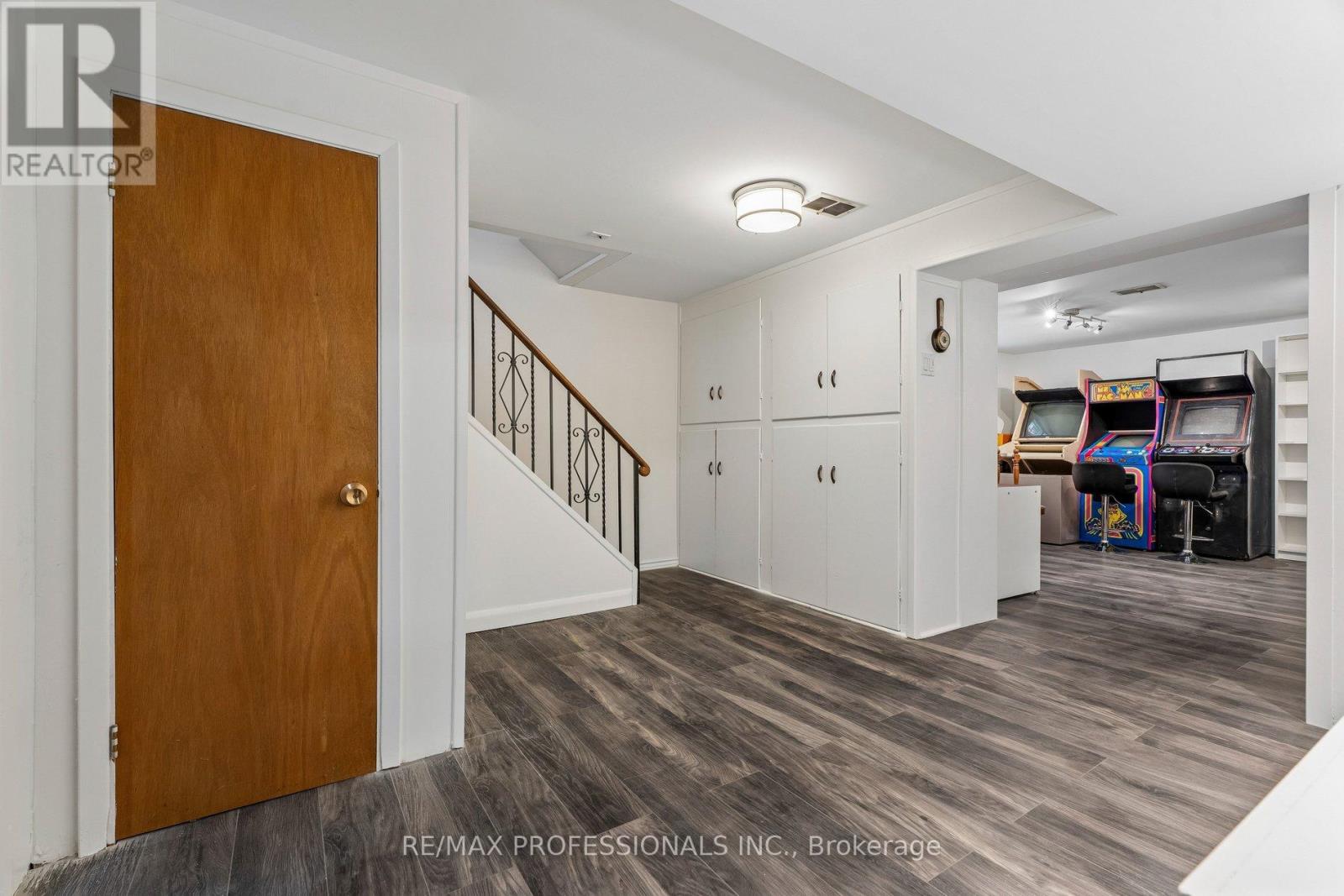 151 Perry Crescent, Toronto, Ontario  M9A 1K8 - Photo 34 - W13199128