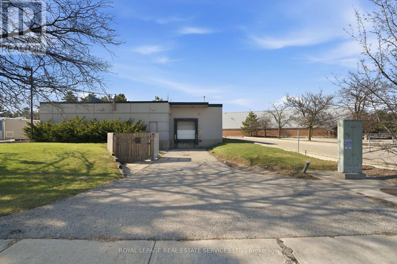 61 Queen Street N, Mississauga, Ontario  L5N 1A4 - Photo 14 - W13200232