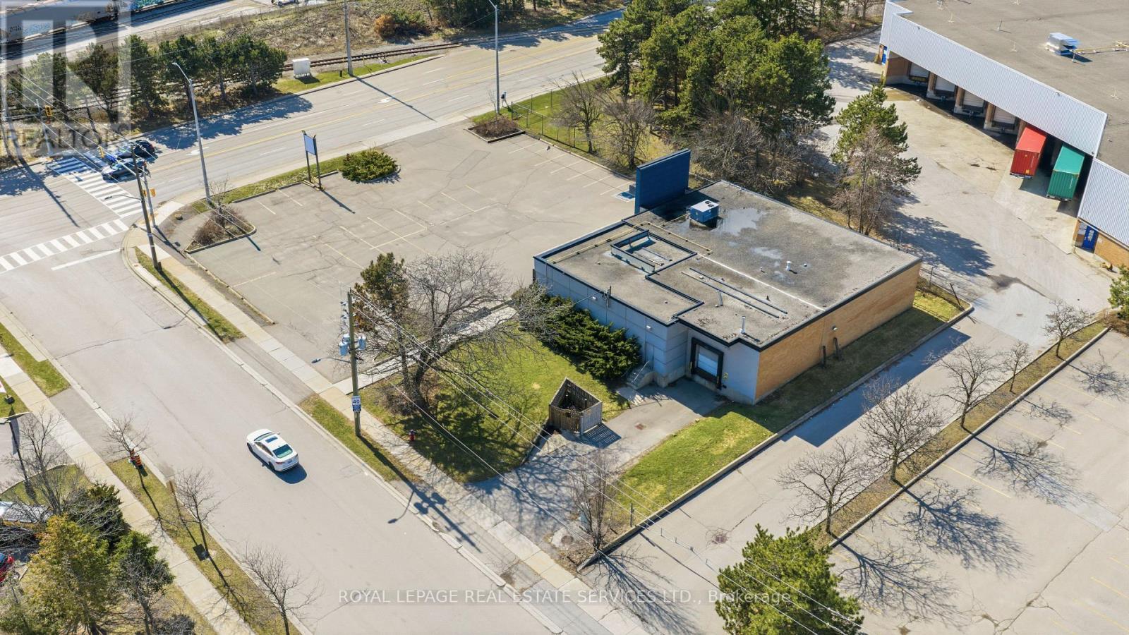 61 Queen Street N, Mississauga, Ontario  L5N 1A4 - Photo 36 - W13200232