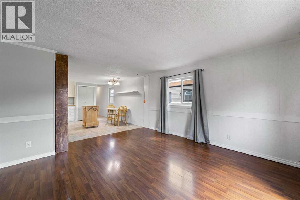 4804c 54 Avenue, Camrose, Alberta  T4V 3A4 - Photo 7 - A2314404
