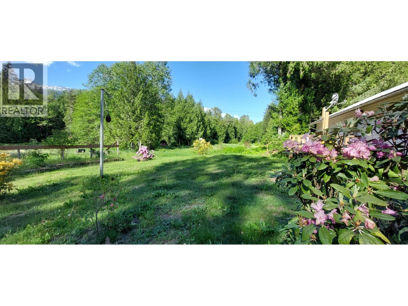 2250 Mackenzie 20 Highway, Hagensborg, British Columbia  V0T 1H0 - Photo 8 - R3128718