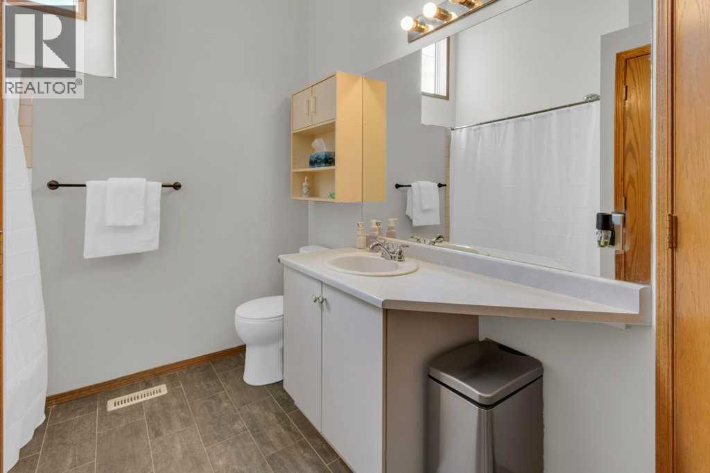 24 Citadel Close Nw, Calgary, Alberta  T3G 4A5 - Photo 17 - A2313824