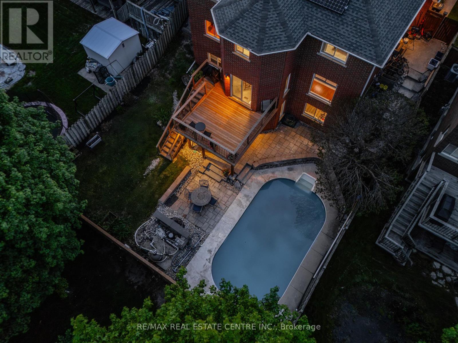 111 Hume Drive, Cambridge, Ontario  N1T 1N3 - Photo 2 - X13199042