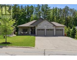 4 LYNNDALE ROAD, Norfolk, Ontario