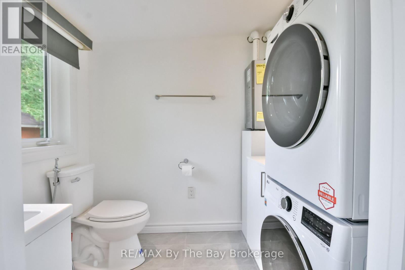 578 Oxbow Park Drive, Wasaga Beach, Ontario L9Z 2T8 - Photo 28 - S13201296