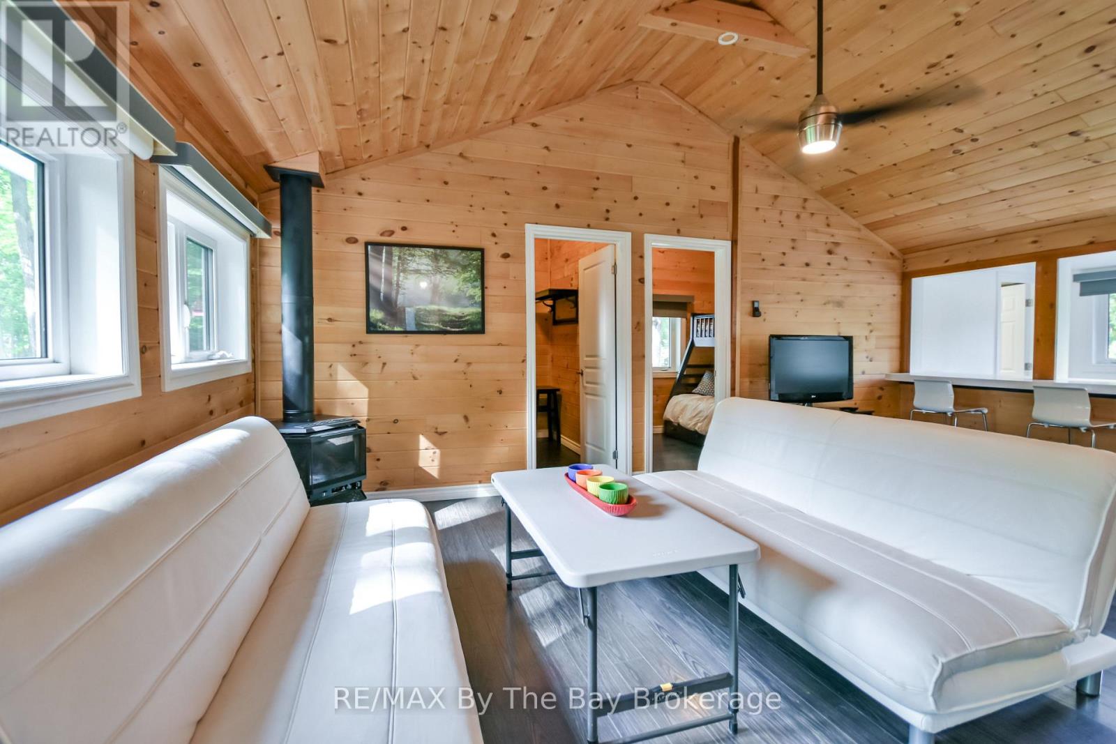 578 Oxbow Park Drive, Wasaga Beach, Ontario L9Z 2T8 - Photo 8 - S13201296