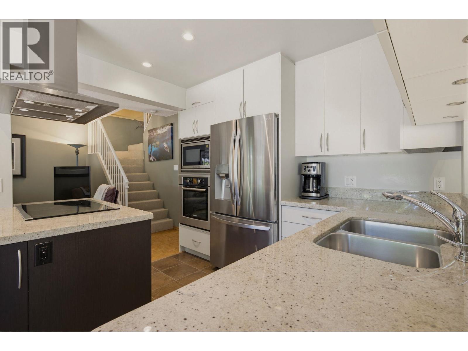 3675 Borham Crescent, Vancouver, British Columbia  V5S 3X2 - Photo 11 - R3128734