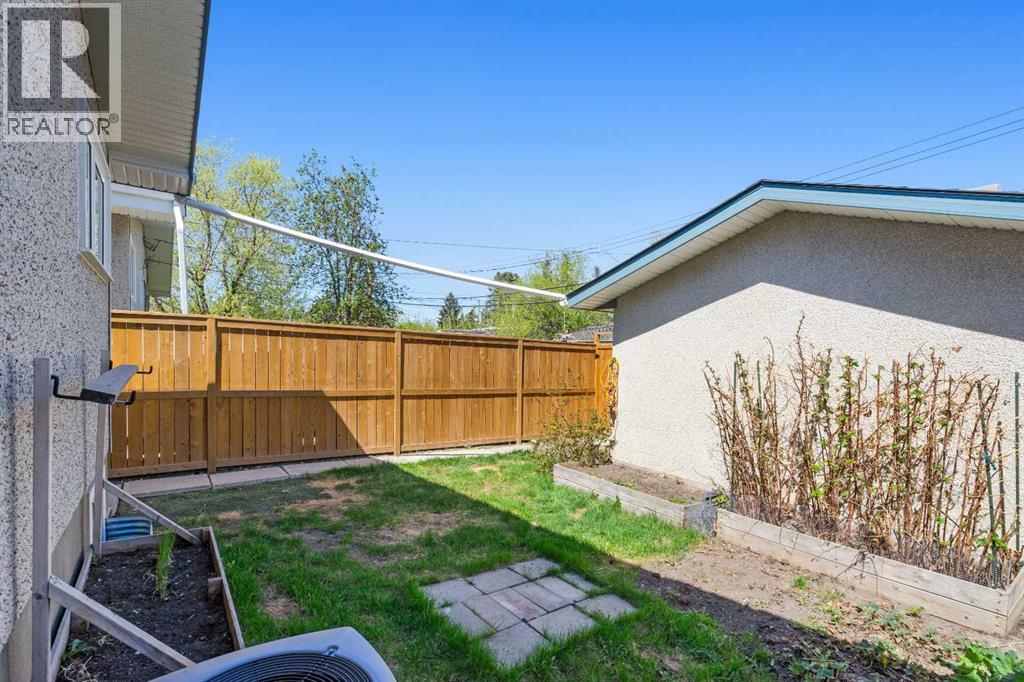 630 69 Avenue Sw, Calgary, Alberta  T2V 0N9 - Photo 17 - A2311100
