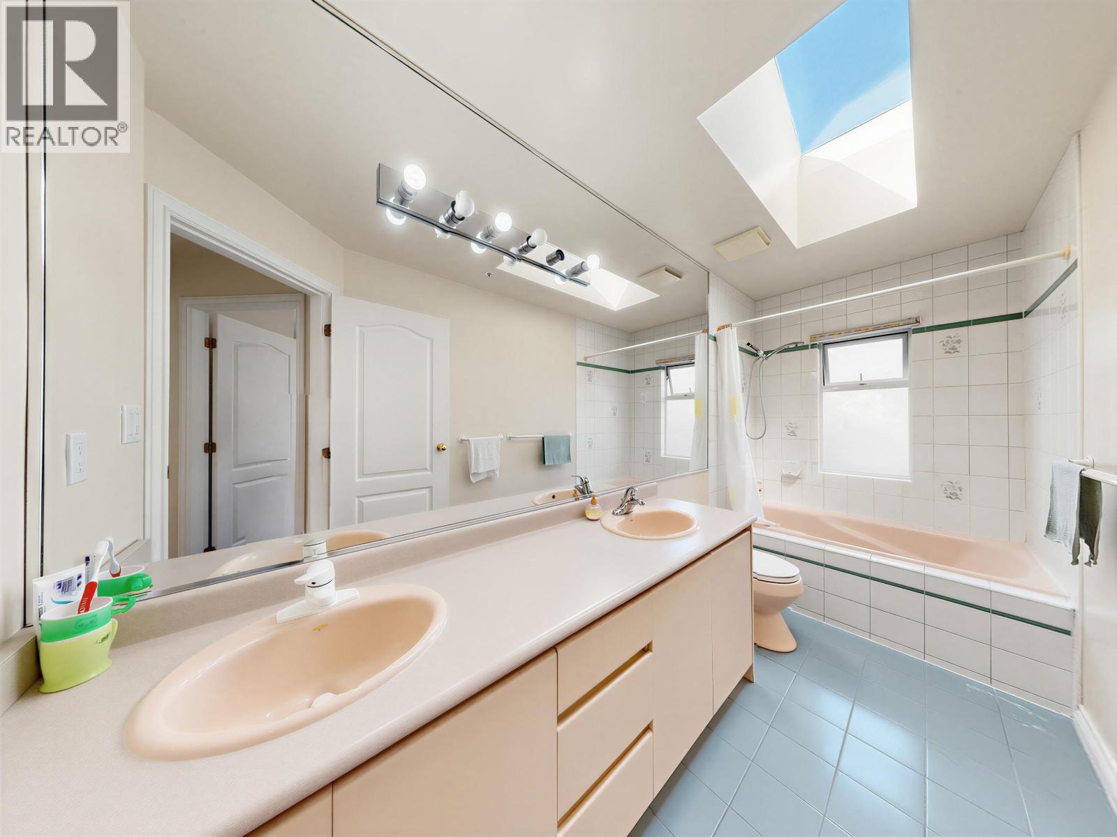 7806 Montcalm Street, Vancouver, British Columbia  V6P 4P3 - Photo 29 - R3127554